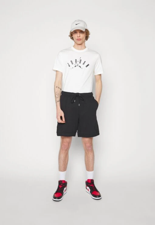 Jordan Crew - Print T-Shirt - Sail/Black -Jiaxin Sport Shop 815d7b8be1cf46c68fc2010b650da156 scaled