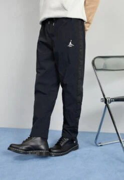 Jordan Warmup Pant - Tracksuit Bottoms - Black/Sail