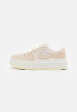 Air Jordan 1 Elevate - Trainers - Sail Coconut Milk