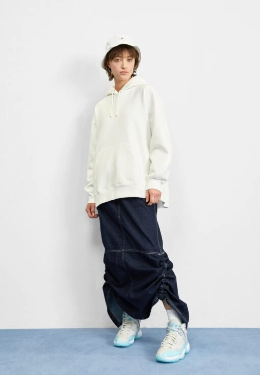 Jordan Sweatshirt - Sail -Jiaxin Sport Shop 8bf8e3a3dbcc4a308e0f261475c07dcc scaled