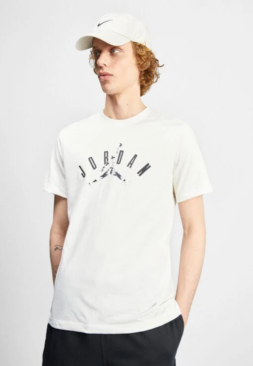 Jordan Crew - Print T-Shirt - Sail/Black -Jiaxin Sport Shop 92b14031c2cb400ea4f813ae554888cd scaled