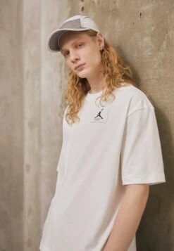 Jordan Basic T-Shirt - White