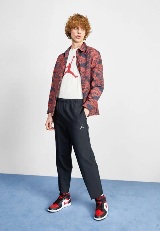 Jordan Crop Pant - Tracksuit Bottoms - Black/White -Jiaxin Sport Shop a446c5432cdd4b68aab39db809b6733d scaled