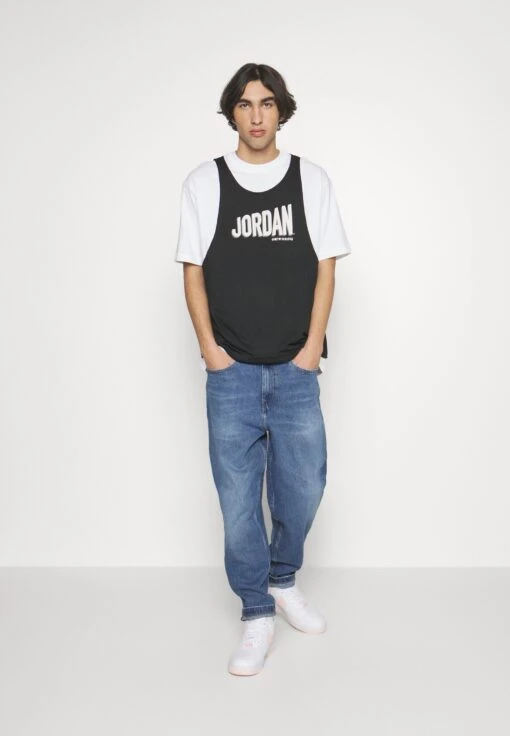 Jordan Print T-Shirt - White/Black -Jiaxin Sport Shop a87d0803cb4145deaccbdfe1576513d9 scaled