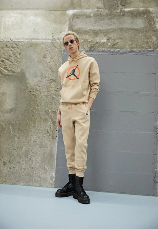 Jordan Pant - Tracksuit Bottoms - Desert/Rush Orange -Jiaxin Sport Shop a98e387d2ae34172bbaf9c0e2fcc10d7 scaled