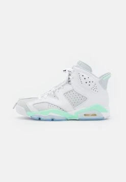 Jordan Air 6 Retro - High-Top Trainers - White/Mint Foam/Barely Green
