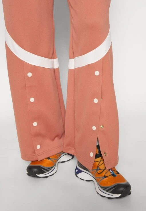 Jordan Suit Pant - Tracksuit Bottoms - Sky Orange/Guava Ice -Jiaxin Sport Shop b63f4e73f9b54aa4adbee641820ce7c0 scaled
