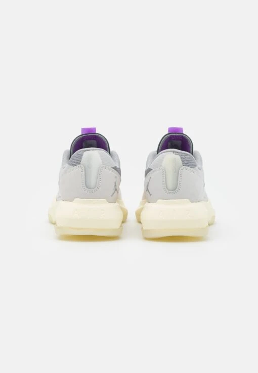 Jordan Air 200 - Trainers - Summit White/Coconut Milk/Light Smoke Grey/Wild Berry -Jiaxin Sport Shop b889bdd521ce4a13930f786e8f6c7804 scaled