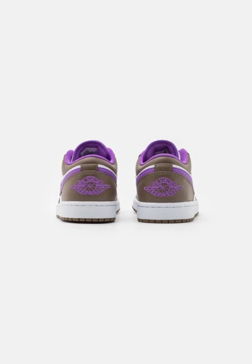 Air Jordan 1 - Trainers - Palomino/Wild Berry/White -Jiaxin Sport Shop bac4fe581ac94b559001d5b9c82e662e scaled