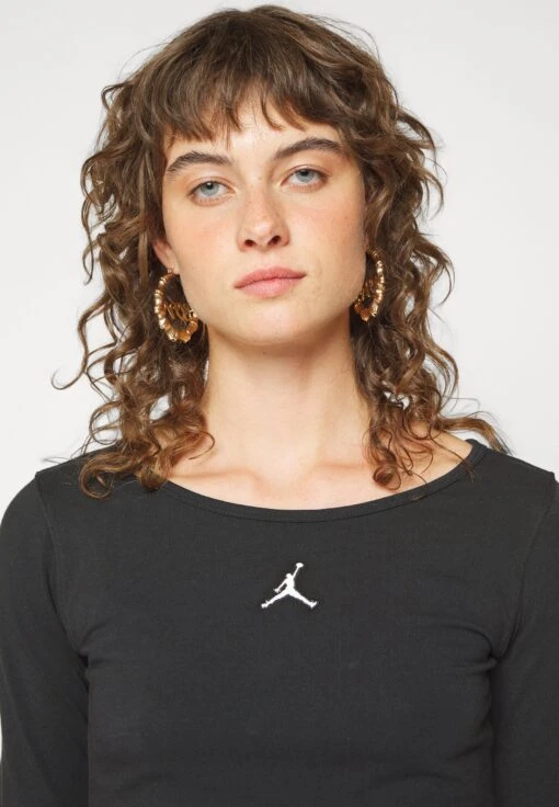 Jordan Core - Long Sleeved Top - Black/White -Jiaxin Sport Shop bc5fea24b1324167af984f3fea7d80c8 scaled