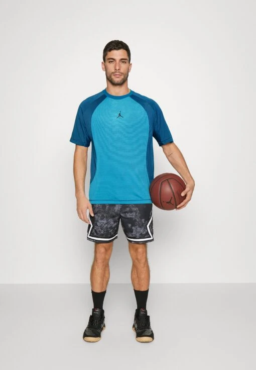Jordan Basic T-Shirt - Blue Lightning/Midnight Navy -Jiaxin Sport Shop bd8b1ebe05264a499960995b97335fa9 scaled