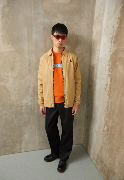 Jordan Jacket - Summer Jacket - Desert -Jiaxin Sport Shop bdf553a63a3c47b5b2ce609619e21be1 scaled