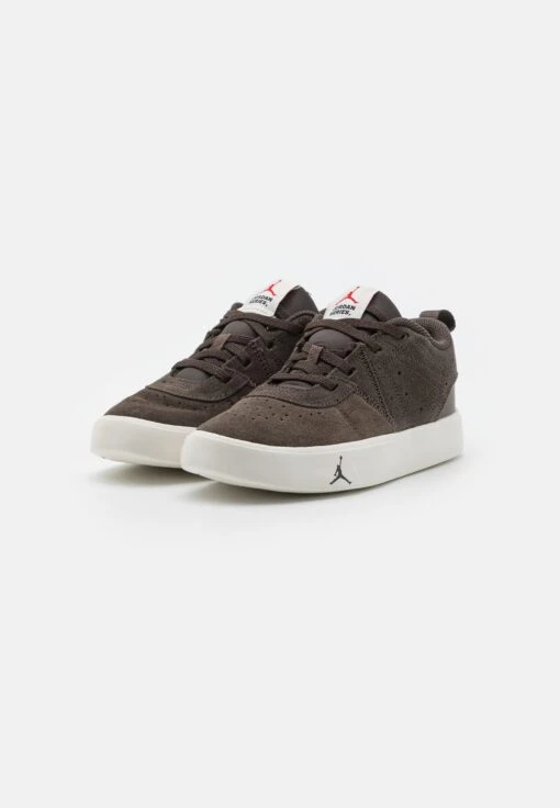 Jordan Series Alt Unisex - Basketball Shoes - Dark Chocolate/University Red/White Sail -Jiaxin Sport Shop be32f75029db40edb60c684fab309668 scaled