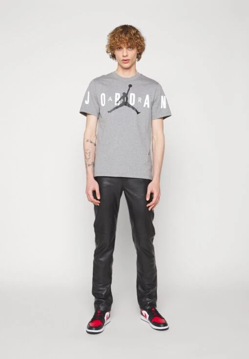 Jordan Air Stretch Crew - Print T-Shirt - Grey -Jiaxin Sport Shop c0c7147b6c6a4715a2b199fe14e88ac6 scaled