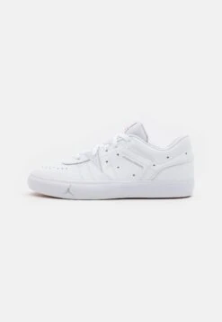 Jordan Series Es - Trainers - White/University Red/Grey Fog