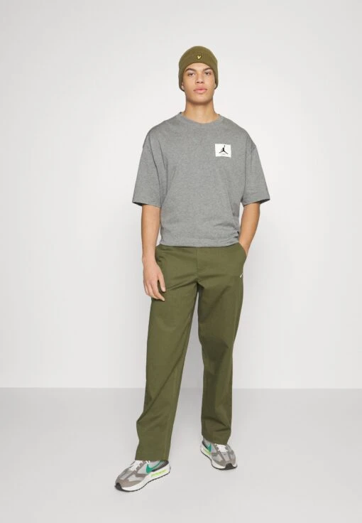 Jordan Basic T-Shirt - Carbon Heather -Jiaxin Sport Shop c670d04ef81243f085ef14d86c990c12 scaled