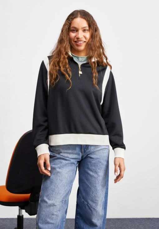 Jordan Suit - Long Sleeved Top - Black/Sail -Jiaxin Sport Shop d272fb83db4c4001b8cc8ec7eaa9203c scaled