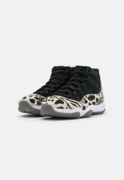 Wmns Air Jordan 11 Retro - High-Top Trainers - Black/Red/Sail/White -Jiaxin Sport Shop d3bdc433214c4c59a58a1694099dd4e8