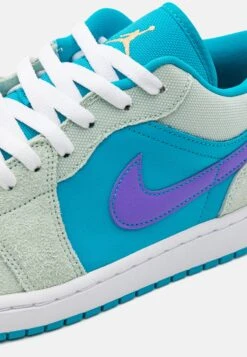 Air Jordan 1 Low Se - Trainers - Pistachio Frost/Celestial Gold/Aquatone/Psychic Purple -Jiaxin Sport Shop d5c046c0116c4a53b0e2be6b85d3f004