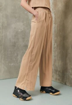Jordan Pant - Tracksuit Bottoms - Desert