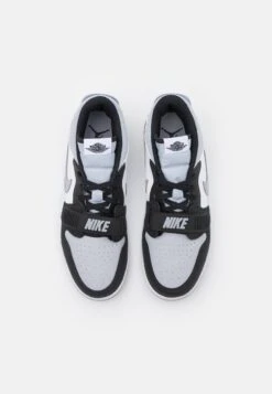 Air Jordan Legacy 312 - Trainers - White/Black/Wolf Grey -Jiaxin Sport Shop ddb71e9bc9b54ee6a70a4e414af954de