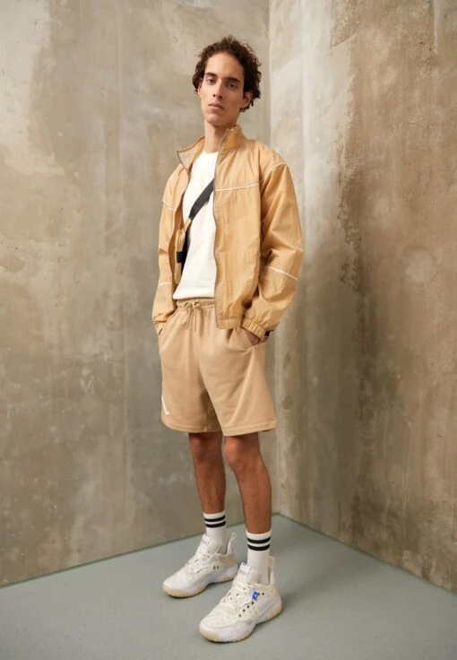 Jordan Warmup - Summer Jacket - Desert/Pale Ivory/Sail -Jiaxin Sport Shop de4ec7a4a342404dbbccd8afe17594ef scaled