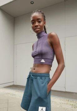 Jordan W J 23E Crop - Top - Canyon Purple