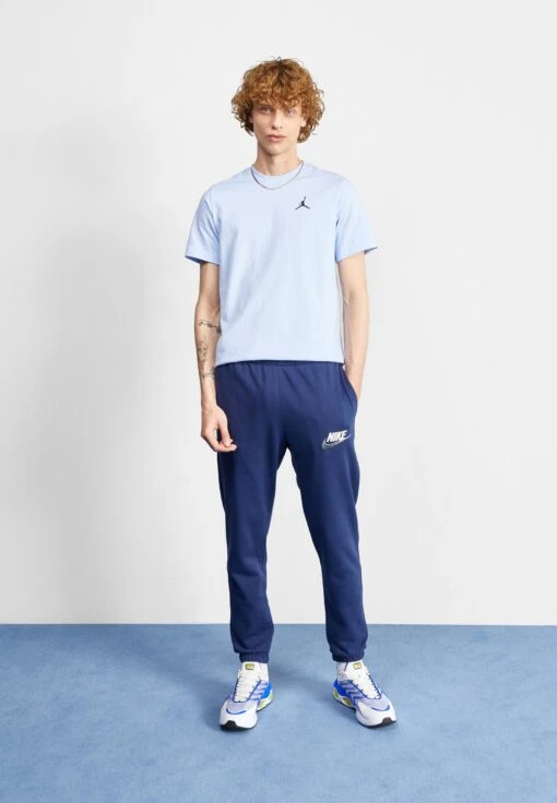 Jordan Brand Crew - Print T-Shirt - Royal Tint/Baltic Blue/Black) -Jiaxin Sport Shop df29777f6bcd41e78690256ee5b90113 scaled