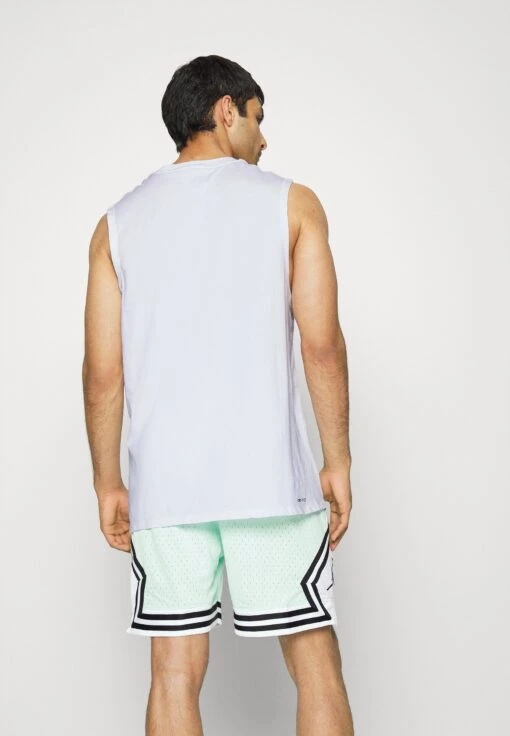Jordan Top - White/Black -Jiaxin Sport Shop e28ab1058f254934a1dc9b19ee06d9e5 scaled