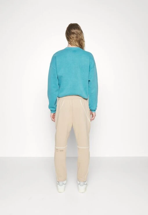 Jordan Pant - Tracksuit Bottoms - Desert -Jiaxin Sport Shop f4d9a871575b41cb9a87a7e1ab063ff2 scaled