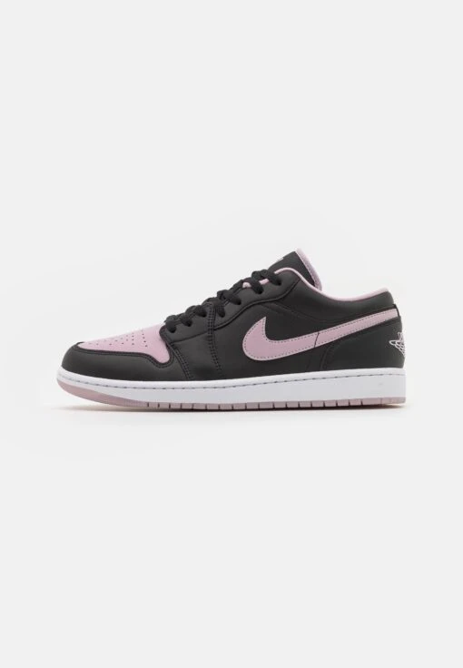 Air Jordan 1 Low Se - Trainers - Black/Iced Lilac/White -Jiaxin Sport Shop f568c5c6f8fd498ca68d5ccc1950d075 scaled