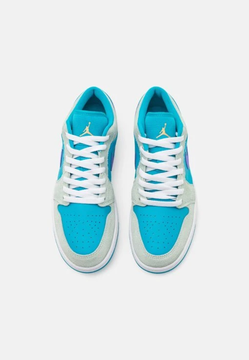 Air Jordan 1 Low Se - Trainers - Pistachio Frost/Celestial Gold/Aquatone/Psychic Purple -Jiaxin Sport Shop f82222275f6c4fd6a4a3c646646a8810 scaled