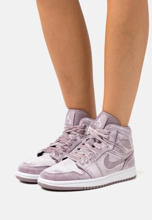 Wmns Air Jordan 1 Mid Se Edge - High-Top Trainers -Jiaxin Sport Shop f98f2b16b60f4057b2c872fd15e51eb8 scaled